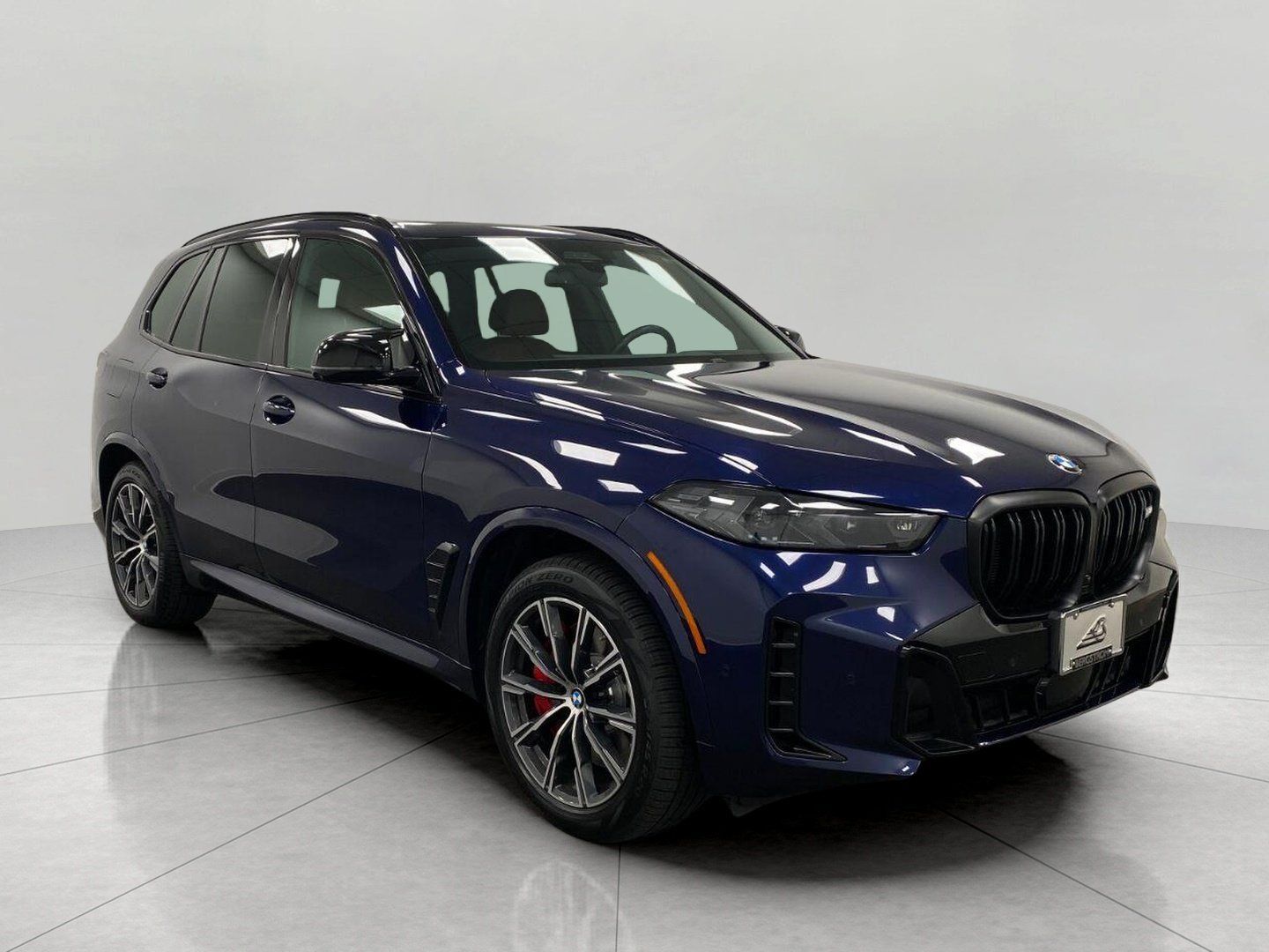 Used 2024 BMW X5 M60i AWD/4WD image 1