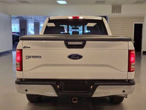 Used 2015 Ford F150 XLT w/ Equipment Group 302A Luxury RWD image 5