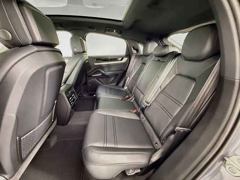 New 2026 Porsche Cayenne Coupe AWD/4WD image 24