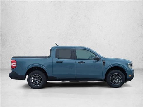 Used 2023 Ford Maverick XLT FWD image 4