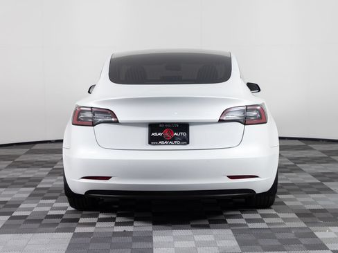 Used 2020 Tesla Model 3 Standard Range Plus RWD image 6