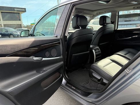 Used 2012 BMW 535i xDrive image 9