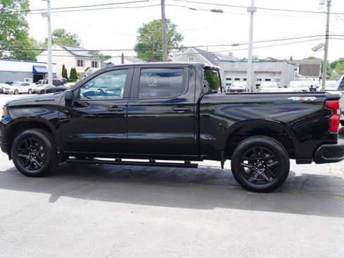 Used 2023 Chevrolet Silverado 1500 Custom AWD/4WD image 3