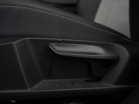 Used 2023 Volkswagen ID.4 Pro image 20