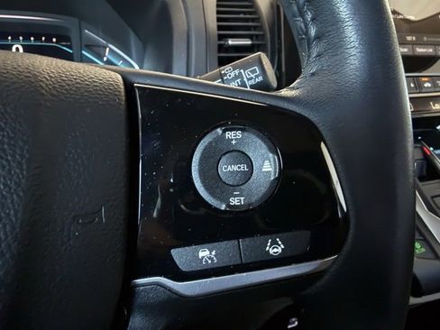 Used 2023 Honda Odyssey Touring image 10