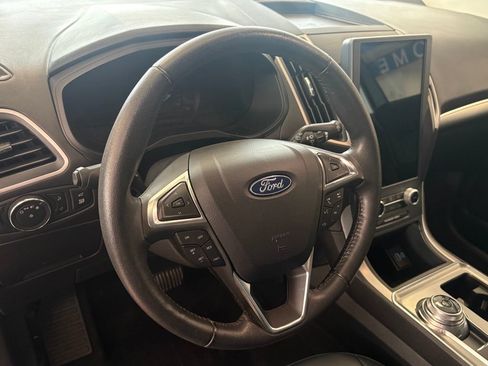 Used 2022 Ford Edge SEL w/ Sport Appearance Package AWD/4WD image 16