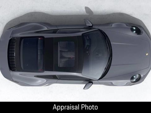 Certified 2024 Porsche 911 Carrera GTS RWD image 4