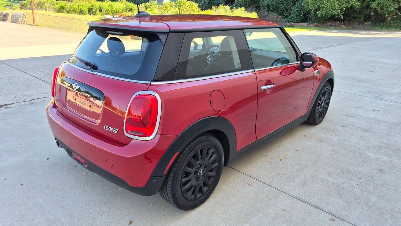 Used 2018 MINI Cooper 2-Door Hardtop FWD image 6