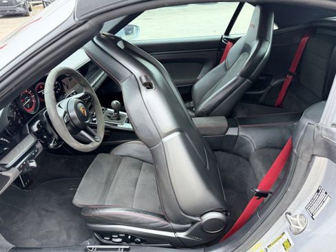 Used 2022 Porsche 911 Carrera GTS image 26