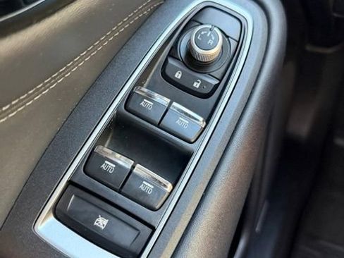 Used 2022 Subaru Outback Limited AWD/4WD image 19