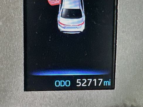Used 2024 Toyota Corolla LE FWD image 19