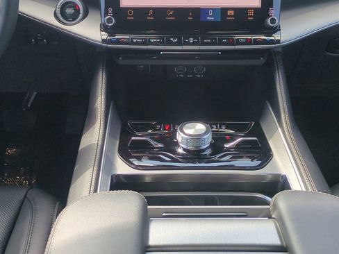 New 2026 Jeep Grand Wagoneer Limited AWD/4WD image 20