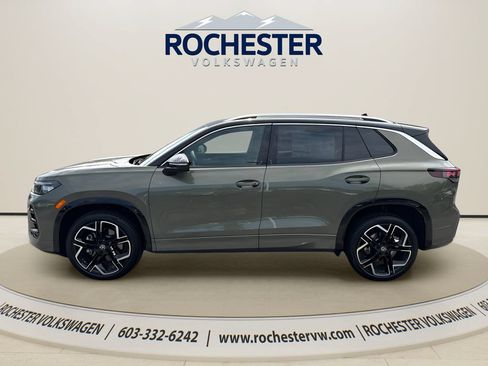 New 2026 Volkswagen Tiguan SEL R-Line AWD/4WD image 3