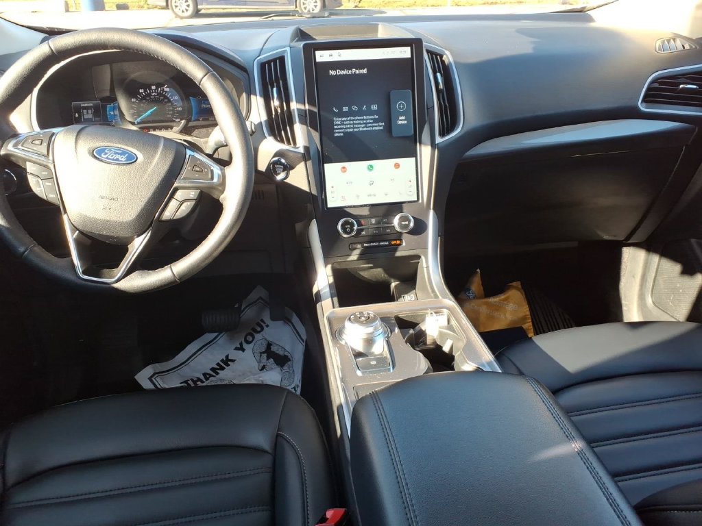Certified 2024 Ford Edge SEL w/ Convenience Package AWD/4WD image 11