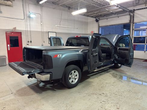 Used 2012 GMC Sierra 1500 SLE w/ Power Tech Package image 12