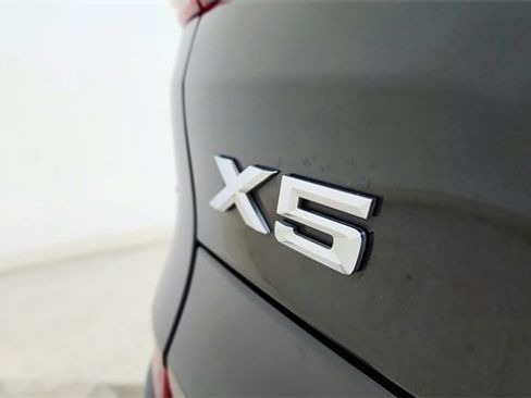 Used 2023 BMW X5 xDrive40i w/ M Sport Package image 18