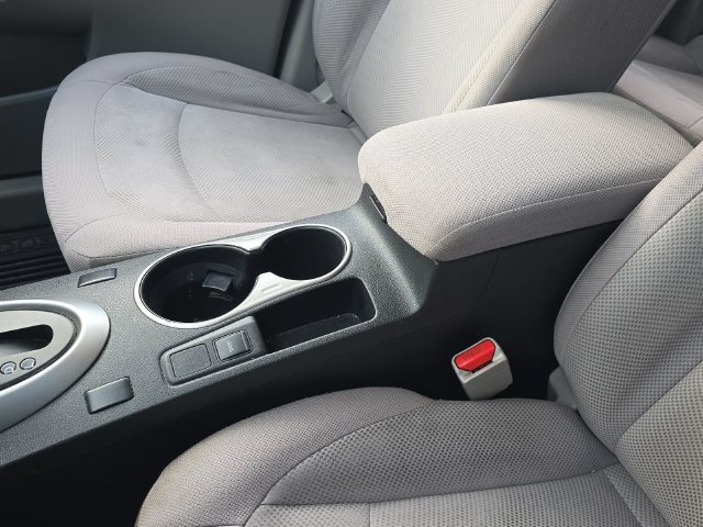 Used 2012 Nissan Rogue S AWD/4WD image 18