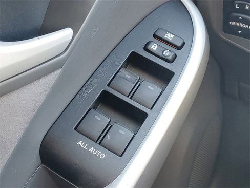 Used 2011 Toyota Prius Two image 14