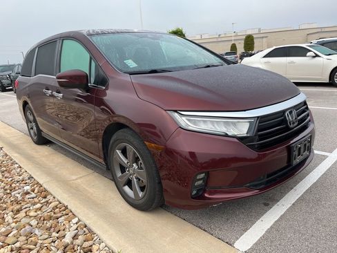 Used 2021 Honda Odyssey EX image 2