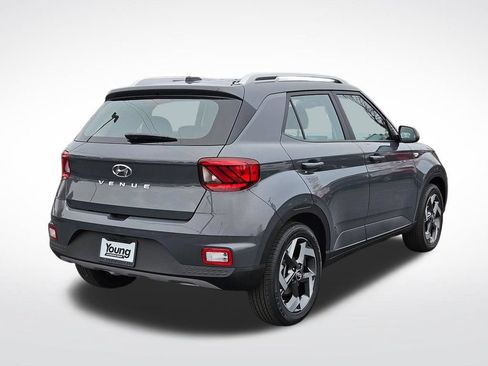 Used 2026 Hyundai Venue SEL FWD image 3
