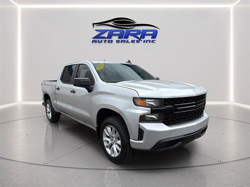 Used 2022 Chevrolet Silverado 1500 Custom w/ LPO, Dark Essentials Package AWD/4WD image 9