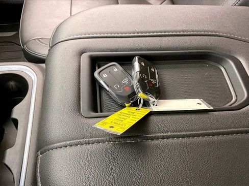 Certified 2020 GMC Sierra 1500 SLT w/ SLT Premium Package image 13