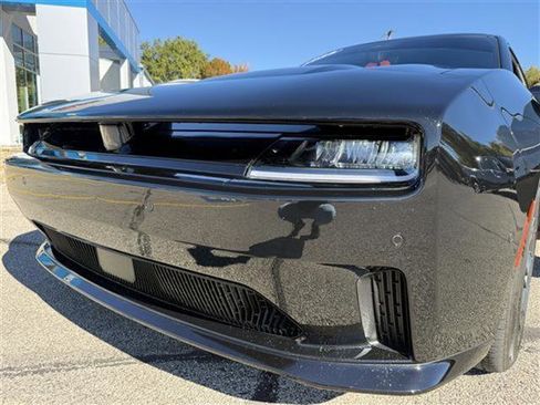 Used 2025 Dodge Charger Daytona R/T w/ Quick Order Package 25M R/T image 28