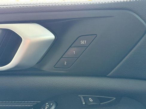 Used 2021 BMW X5 xDrive40i w/ Convenience Package image 14