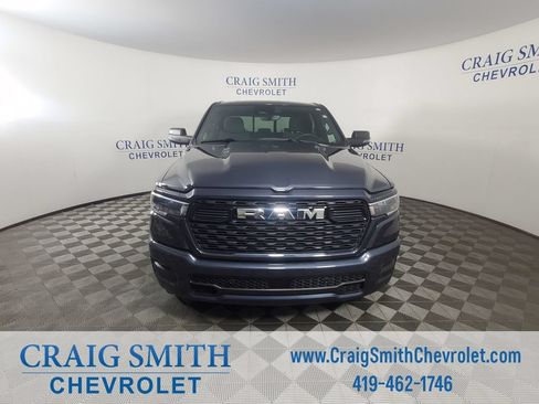 Used 2025 RAM 1500 Big Horn AWD/4WD image 8