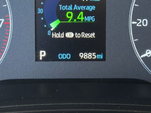 Used 2024 Toyota Corolla Cross LE image 23