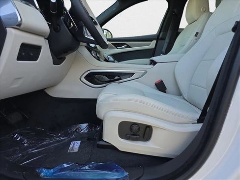 New 2026 Jaguar F-PACE R-Dynamic S image 25