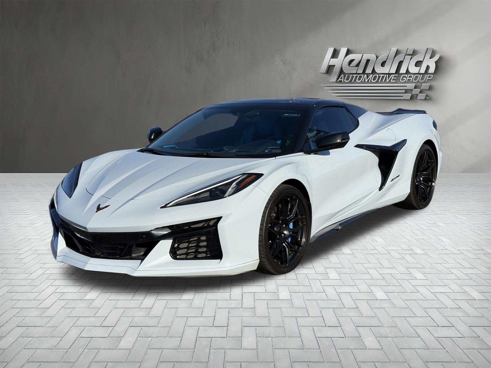 Used 2023 Chevrolet Corvette Z06 w/ Stealth Interior Trim Package RWD image 5