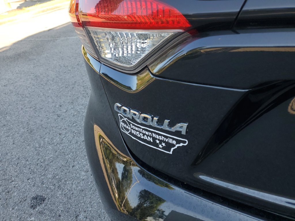 Used 2025 Toyota Corolla LE FWD image 6