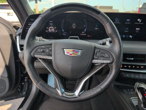 Certified 2025 Cadillac CT5 V w/ LPO, Blue Accent Package RWD image 25