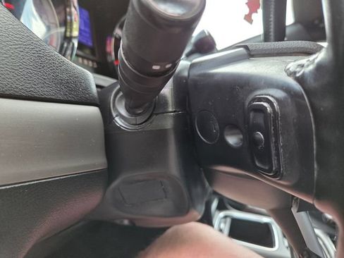 Used 2020 Dodge Grand Caravan GT FWD image 22