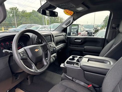 Used 2024 Chevrolet Silverado 2500 Custom w/ Custom Value Package AWD/4WD image 11