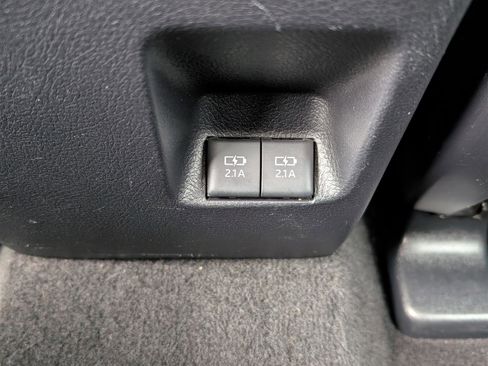 Used 2021 Toyota 4Runner TRD Off-Road Premium image 17