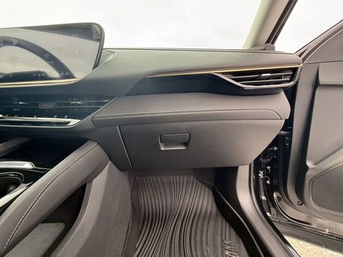 Used 2025 Buick Envision Avenir image 31