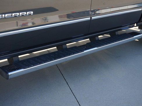 Used 2018 GMC Sierra 1500 SLT AWD/4WD image 14