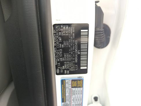 Used 2021 Kia Sorento S FWD image 38