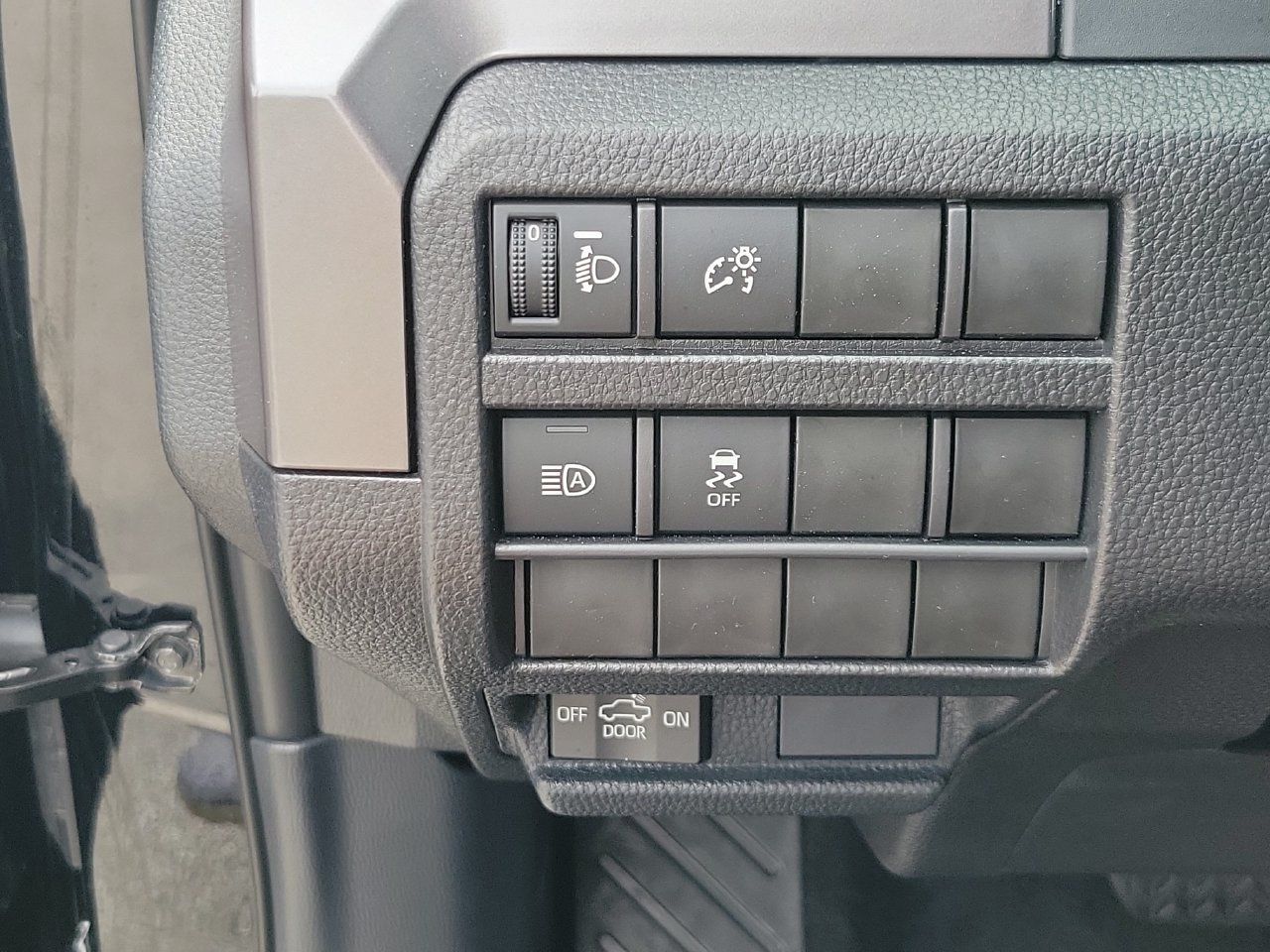 Used 2026 Toyota Tacoma SR5 AWD/4WD image 30