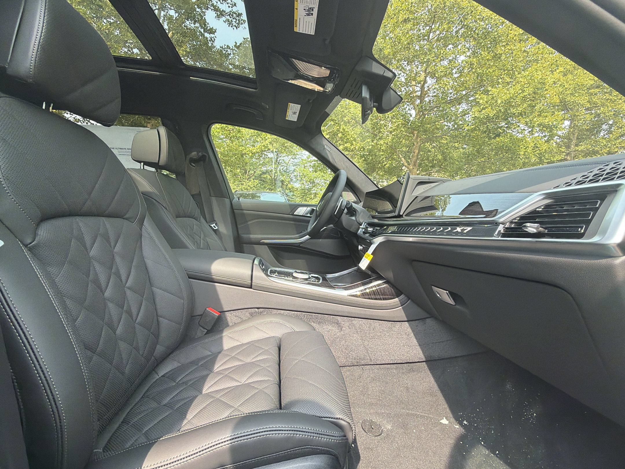 Used 2027 BMW X7 xDrive40i w/ Executive Package AWD/4WD image 26