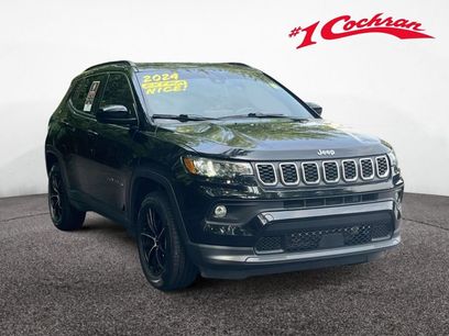 Used 2024 Jeep Compass Latitude w/ Convenience Group