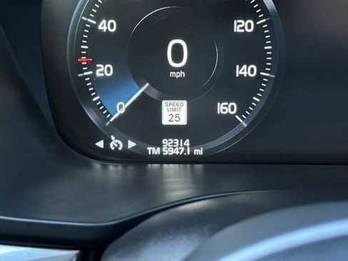 Used 2020 Volvo XC60 T5 Inscription image 28