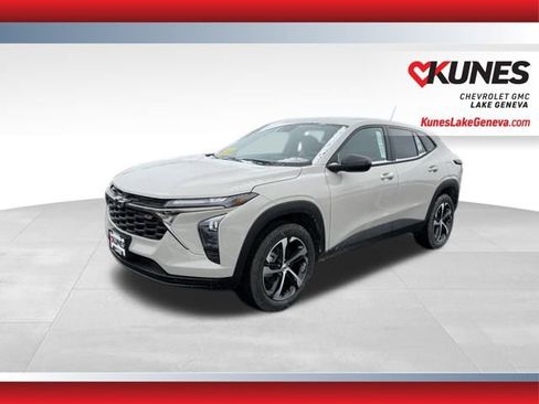 New 2026 Chevrolet Trax RS w/ Driver Confidence Package image 8