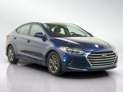 Used 2017 Hyundai Elantra Value Edition FWD image 7