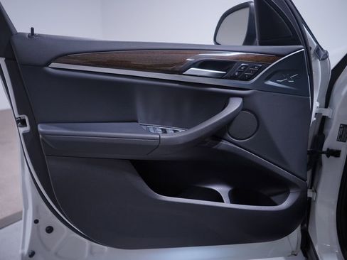 Used 2022 BMW X3 xDrive30i w/ Convenience Package image 16