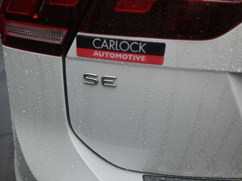 Used 2023 Volkswagen Tiguan SE FWD image 12