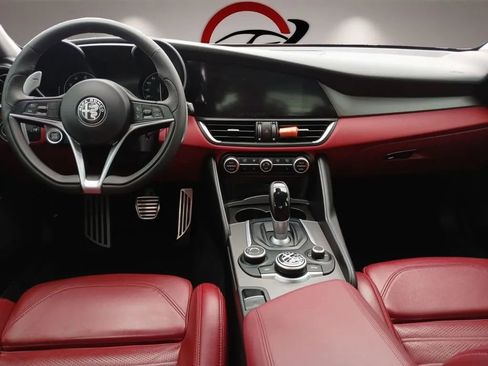 Used 2019 Alfa Romeo Giulia Ti Sport w/ Quick Order Package 22U Sport RWD image 14