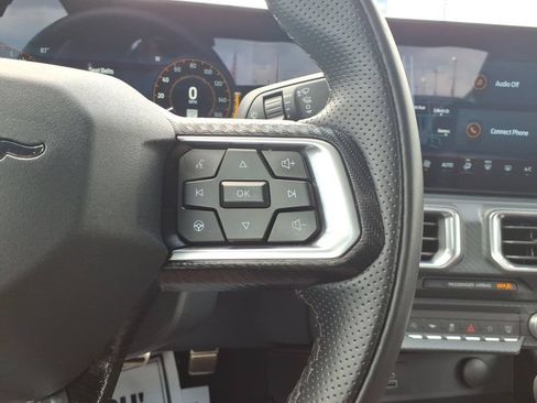 Used 2025 Ford Mustang GT Premium RWD image 17